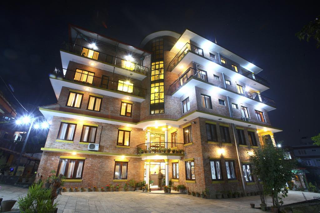 Royal Astoria Hotel Катманду Екстер'єр фото